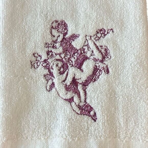 Vintage Embroidered Cherub White Towel Set - Picture 2 of 6
